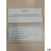 Magic Keyboard with Touch der Marke Apple Model: A-2449